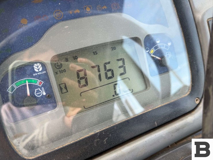 2007-new-holland-tn85fa-image-27
