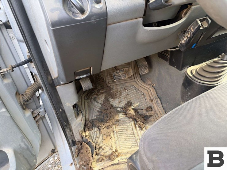 2004-ford-f150-image-12