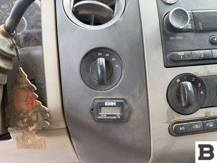 2012-ford-expedition-image-19