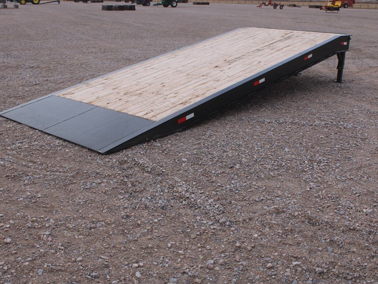 #2022-•-industrious-america-adjustable-load-ramp-32k-lb-capacity-image-7