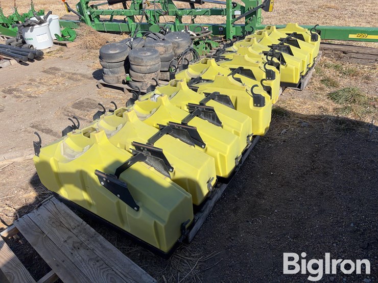 john-deere-12-image-3