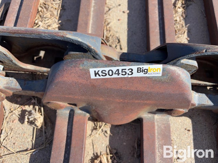 caterpillar-262-image-12