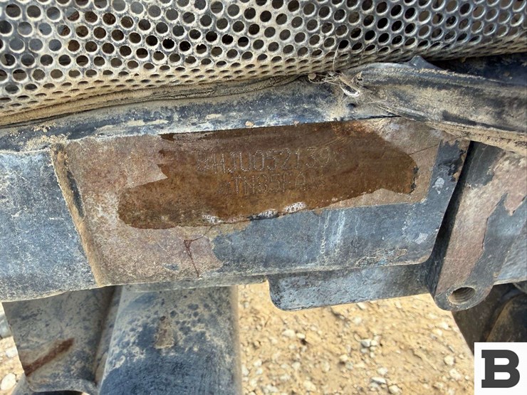 2007-new-holland-tn85fa-image-21