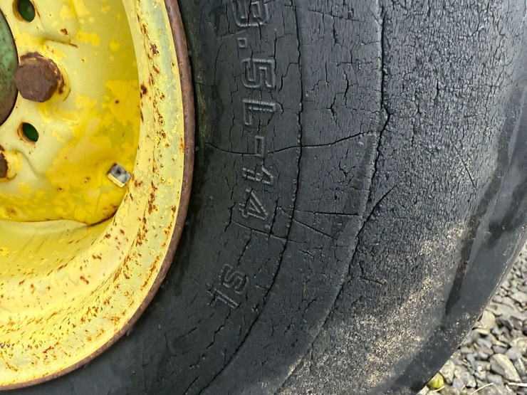 john-deere-7-image-16