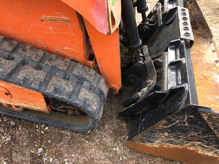 2019-gehl-rt105-image-7