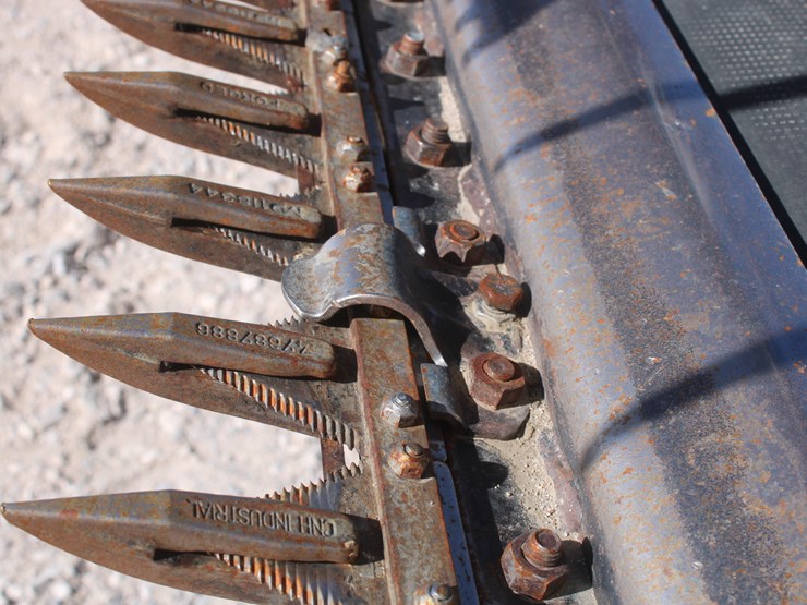 2011-case-ih-2162-image-17