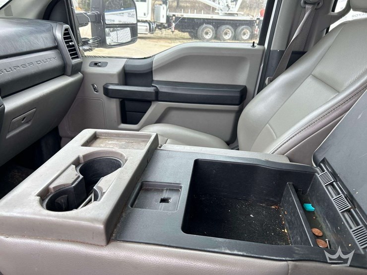 2019-ford-f250-image-18