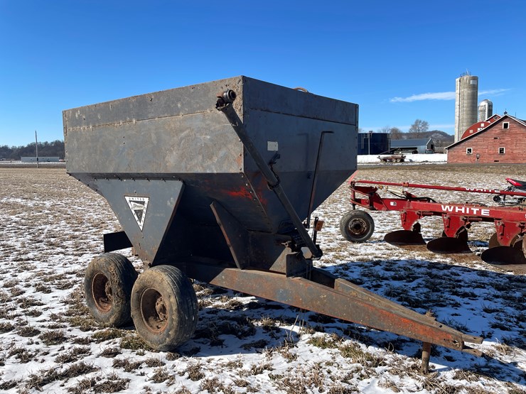 #3260-•-calhoun-fertilizer-spreader-image-1