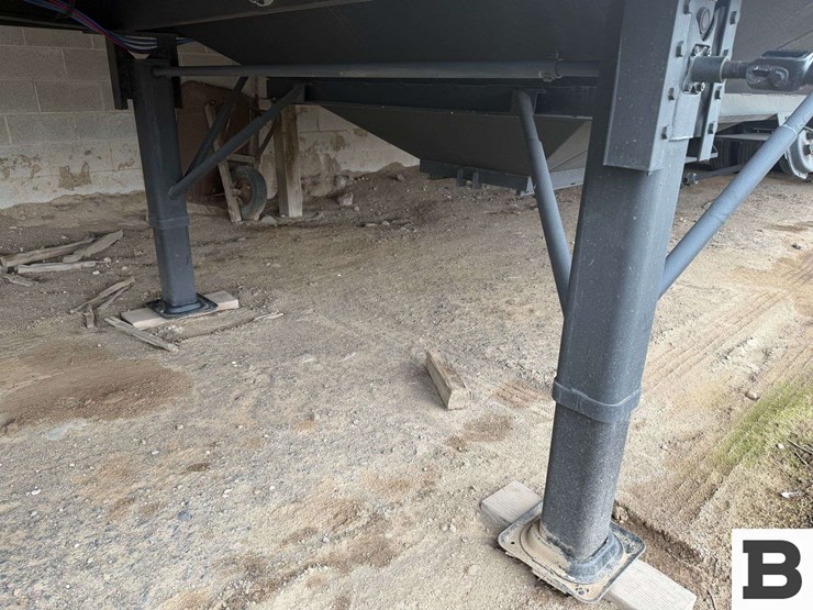 2025-neville-gt4022hr-image-7