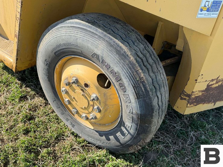 1979-caterpillar-v180b-image-16