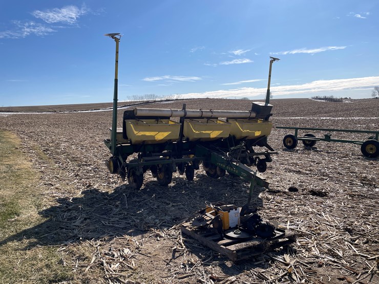 john-deere-7000-image-2