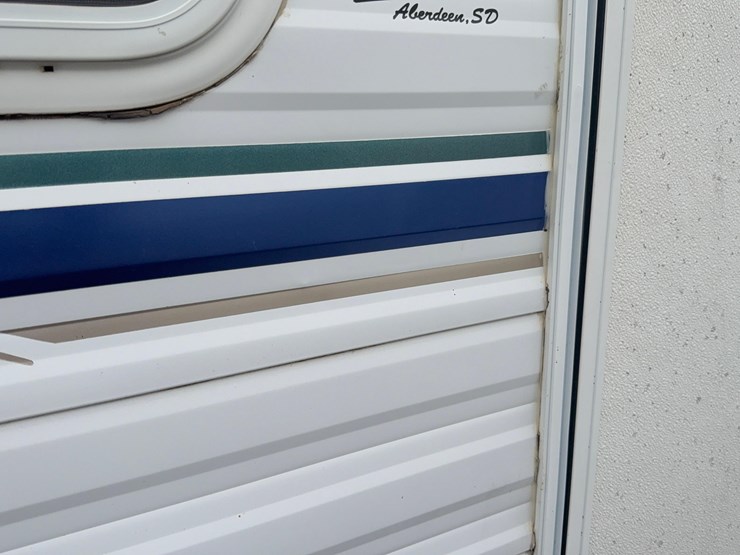 2002-dutchmen-lite-camper-image-10