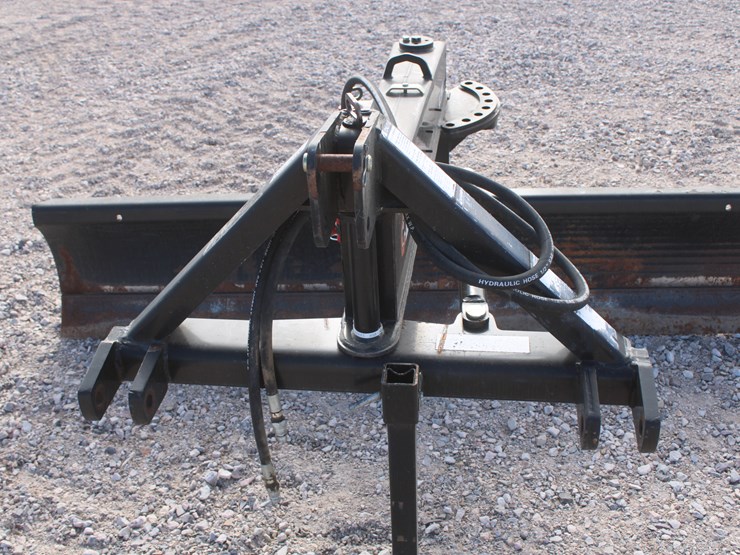 #2053-•-2019-bison-7ft-blade-image-7