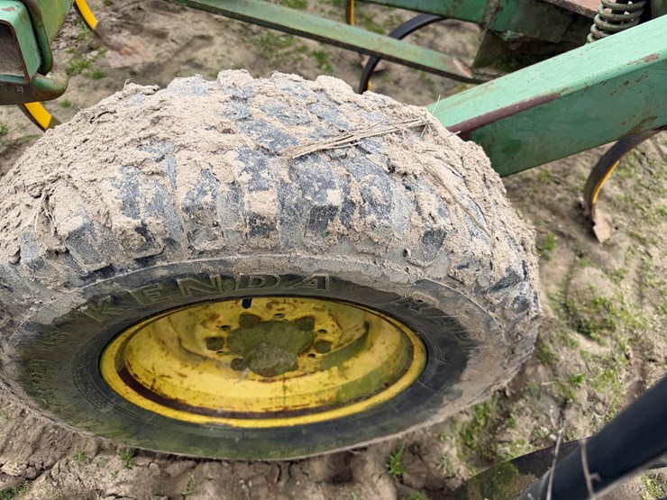 john-deere-e1000-image-10