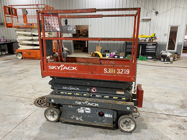 2016-skyjack-sjiii3219-image-6