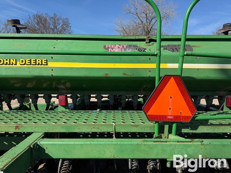 john-deere-1560-image-12