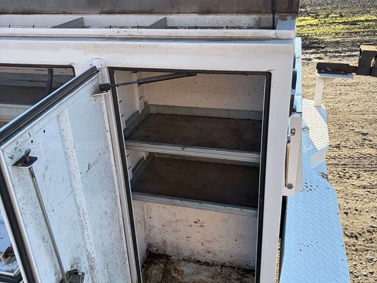 2002-chevrolet-silverado-2500-image-58