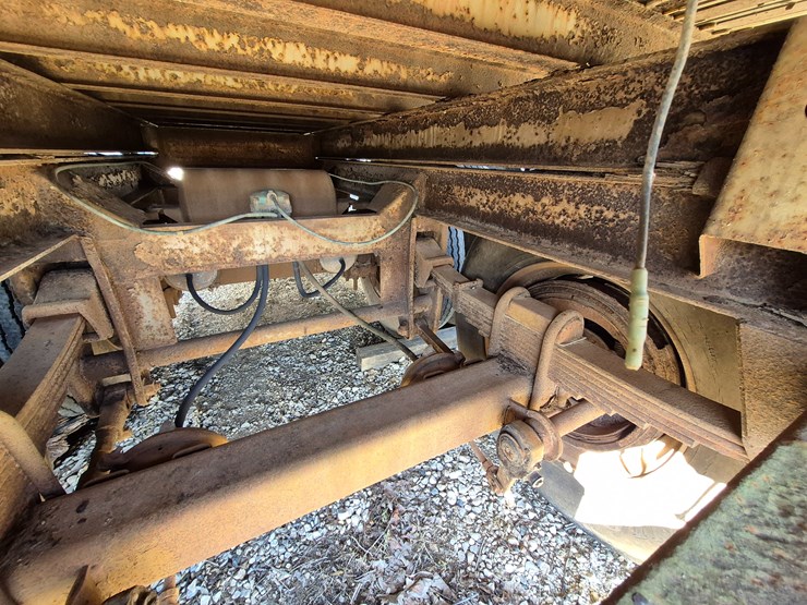 1971-fruehauf-trailer-image-11