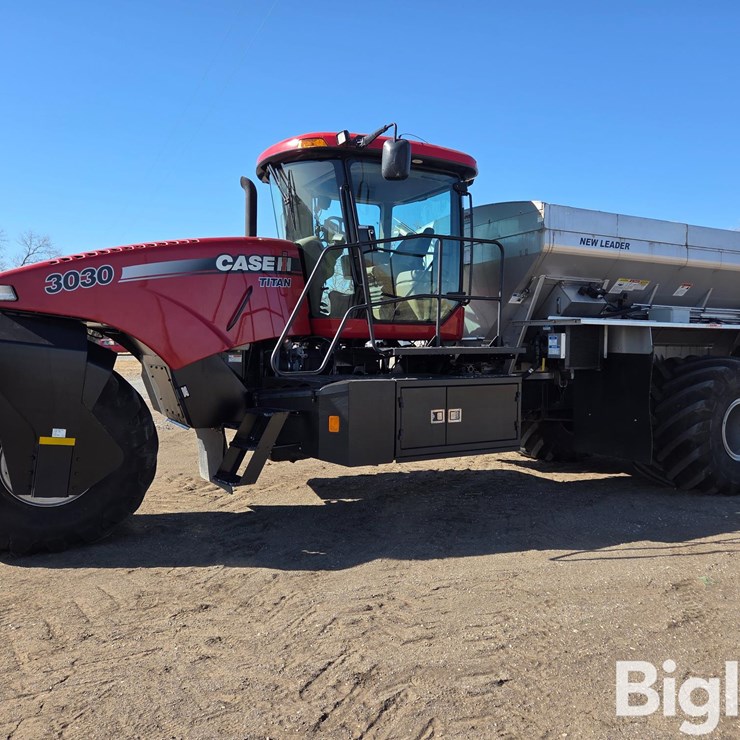 2012 CASE IH TITAN 3030
