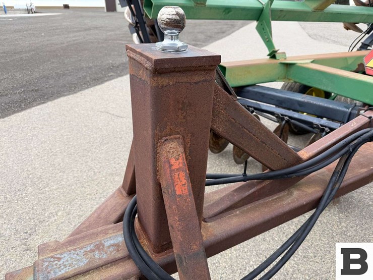 john-deere-650-image-28