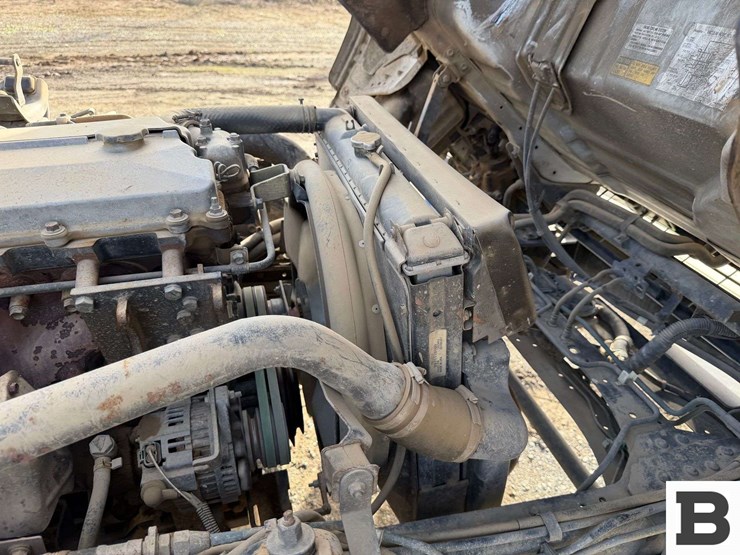 1999-isuzu-npr-image-37