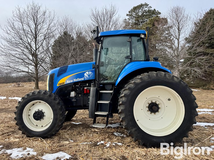 2007-new-holland-t8020-image-8