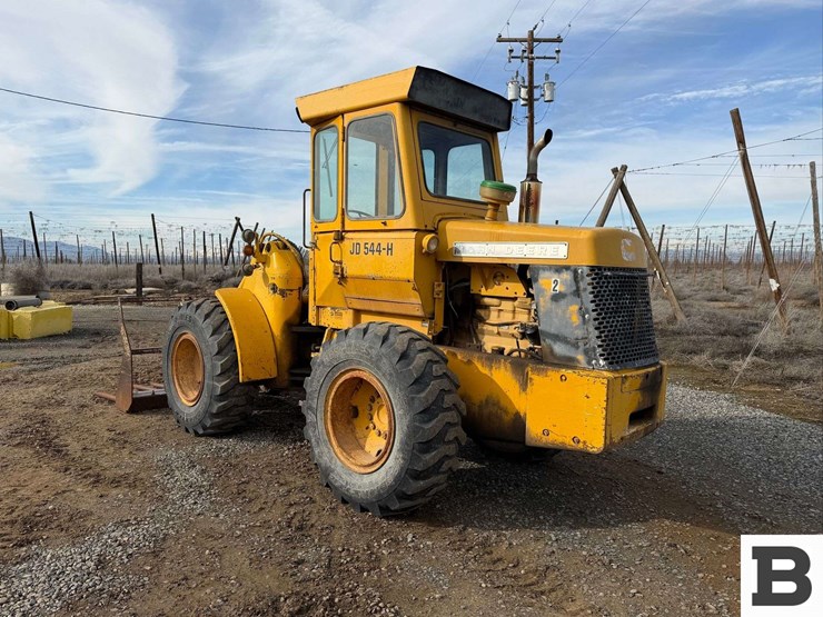 john-deere-544-image-4