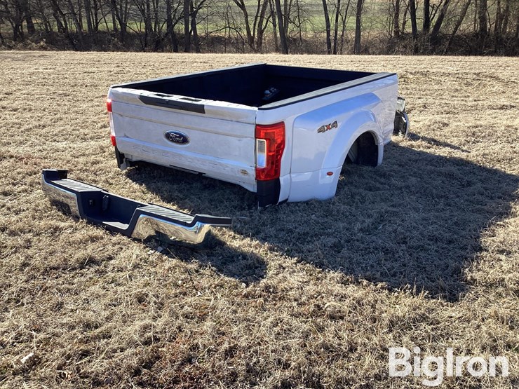 2019-ford-f350-image-6