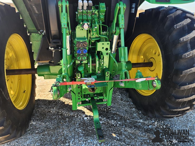 2016-john-deere-6130r-image-10