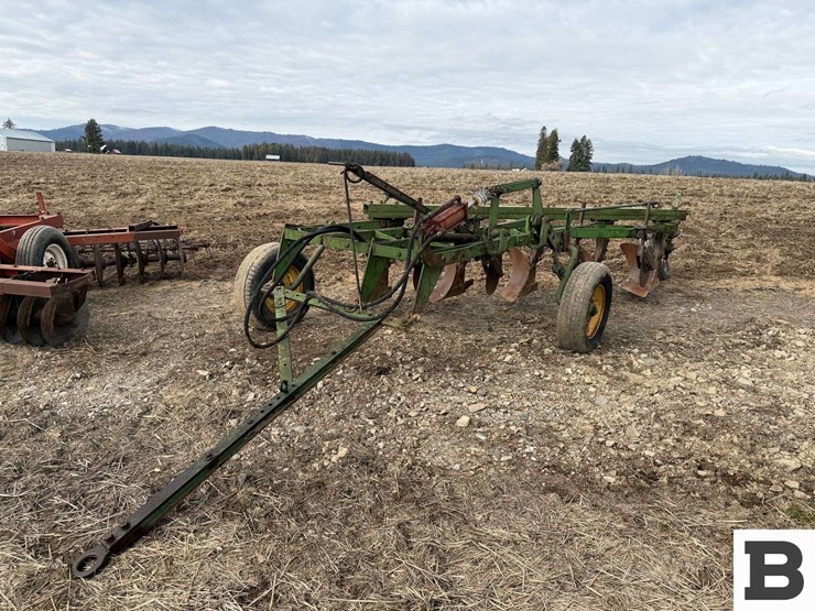 john-deere-5-image-2