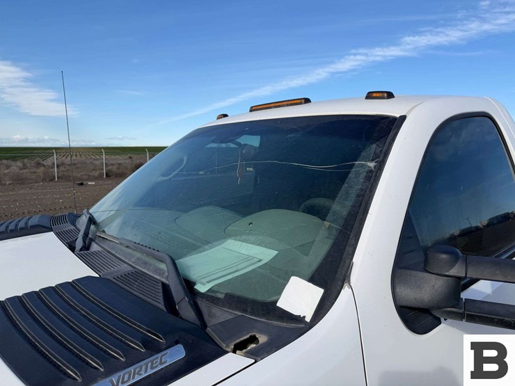 2010-chevrolet-silverado-3500-image-9