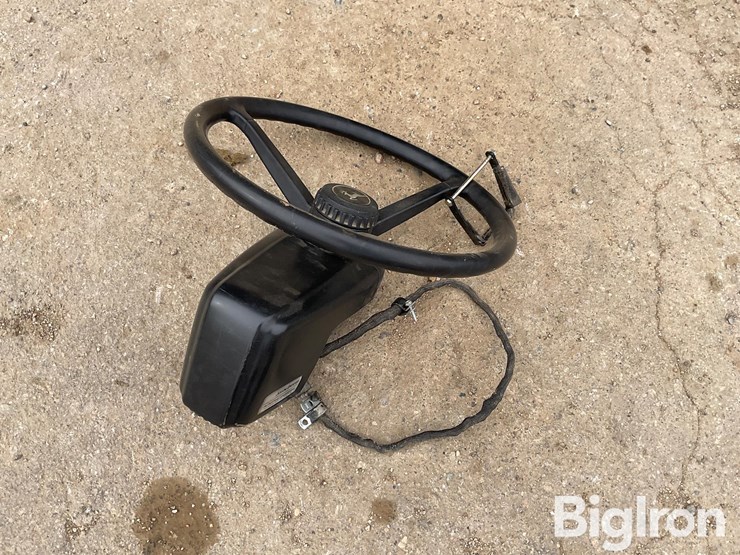 john-deere-200-image-4