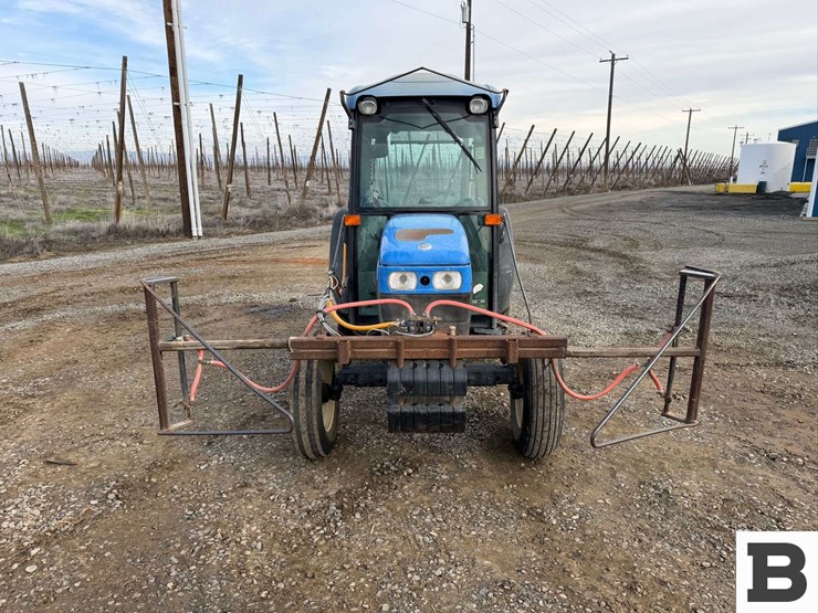 2008-new-holland-tn85fa-image-8