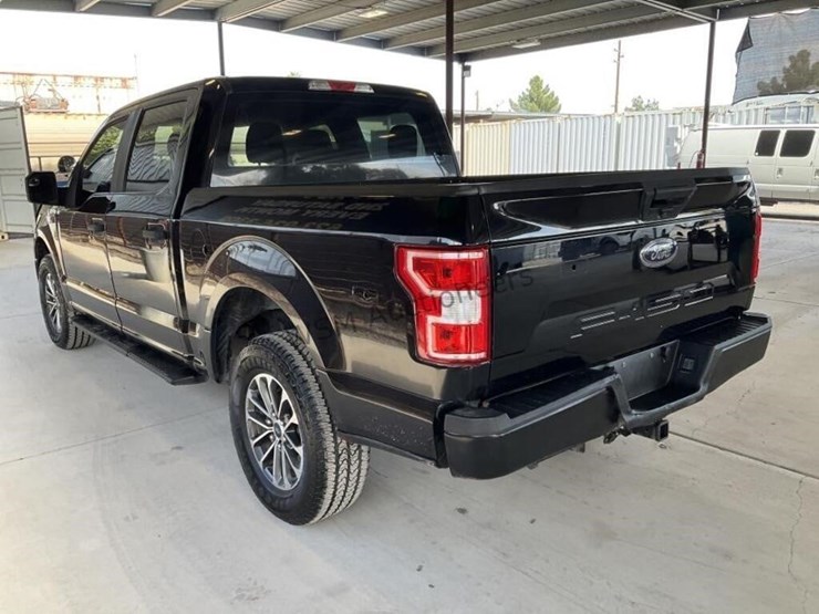 2020-ford-f150-image-5