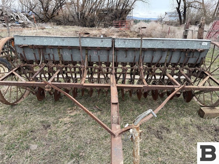 john-deere-van-burnt-grain-drill-image-11