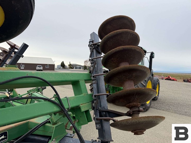 john-deere-650-image-40