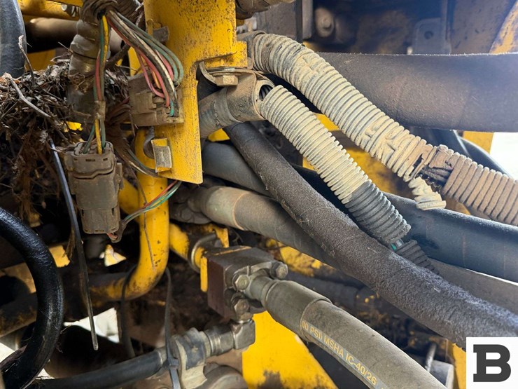 2001-komatsu-wa380-3-image-35