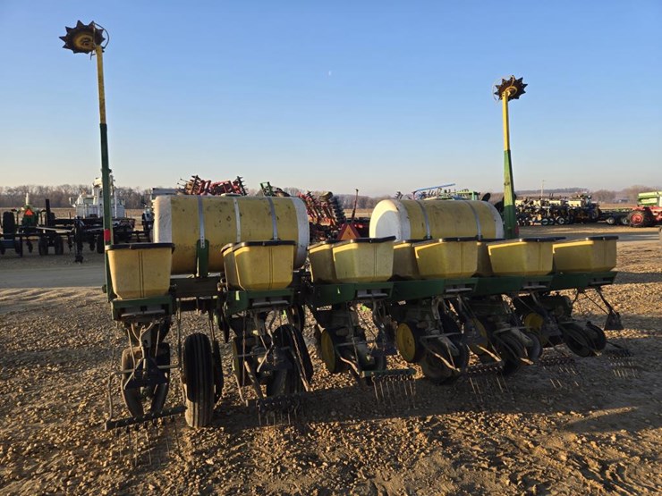 john-deere-7000-image-5