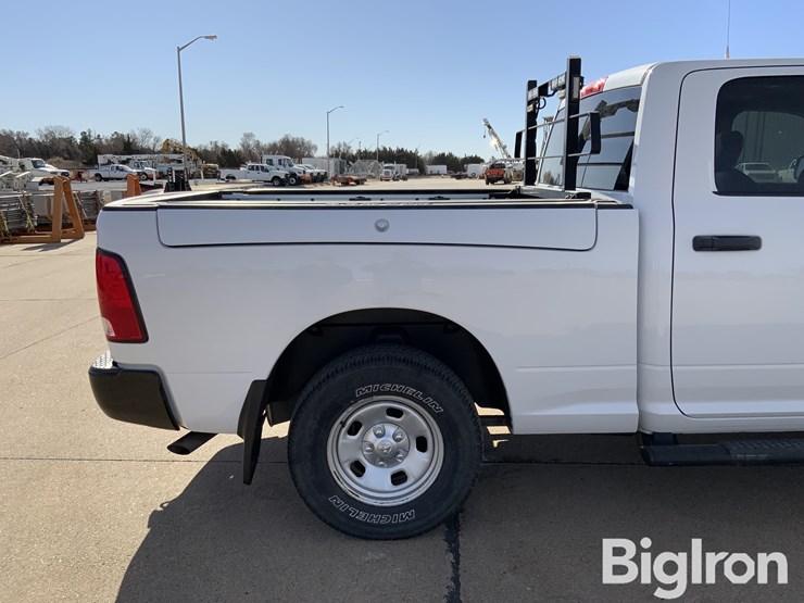 2017-dodge-1500-image-16