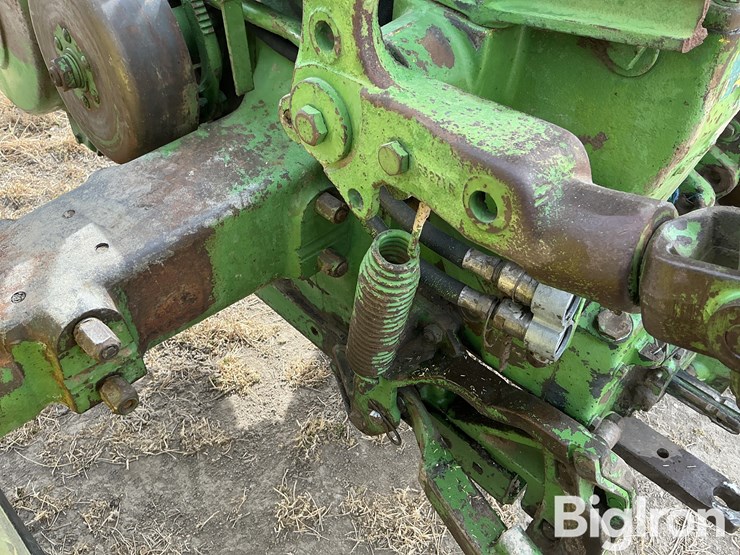 1957-john-deere-720-image-18