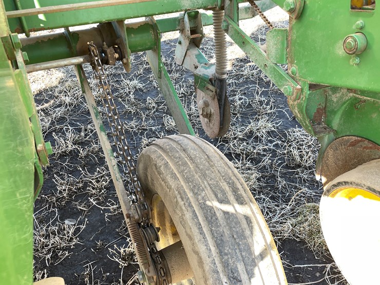 john-deere-7000-image-8