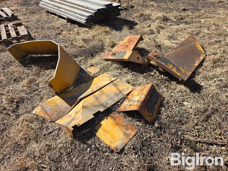 john-deere-444-image-5