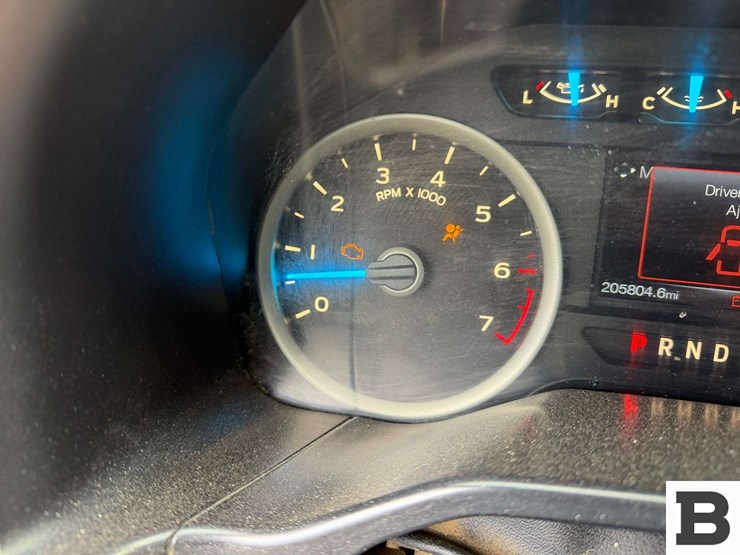 2015-ford-f150-image-25