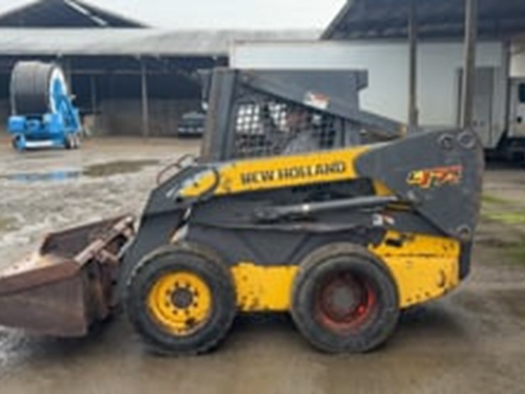 new-holland-l175-image-31