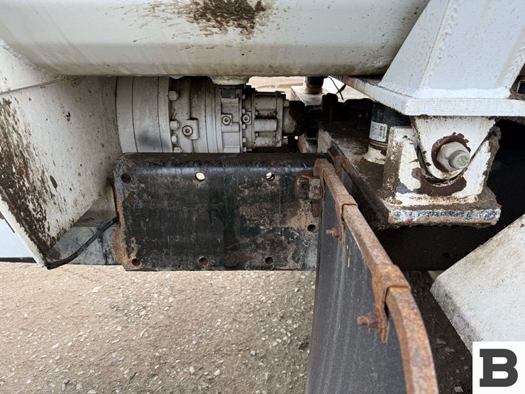 1996-volvo-wx-feed-truck---albany,-or-image-44