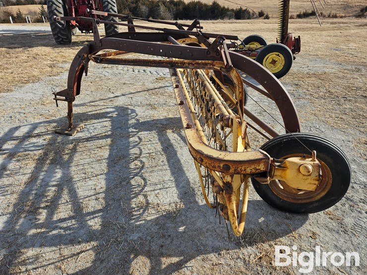 new-holland-56-image-8