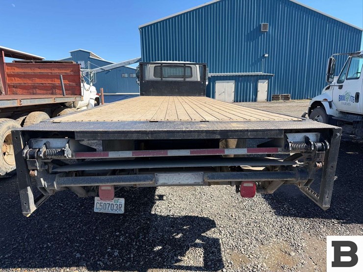 2007-international-durastar-4300-image-13