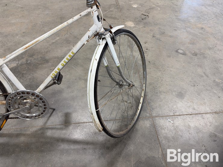 john-deere-5-image-11