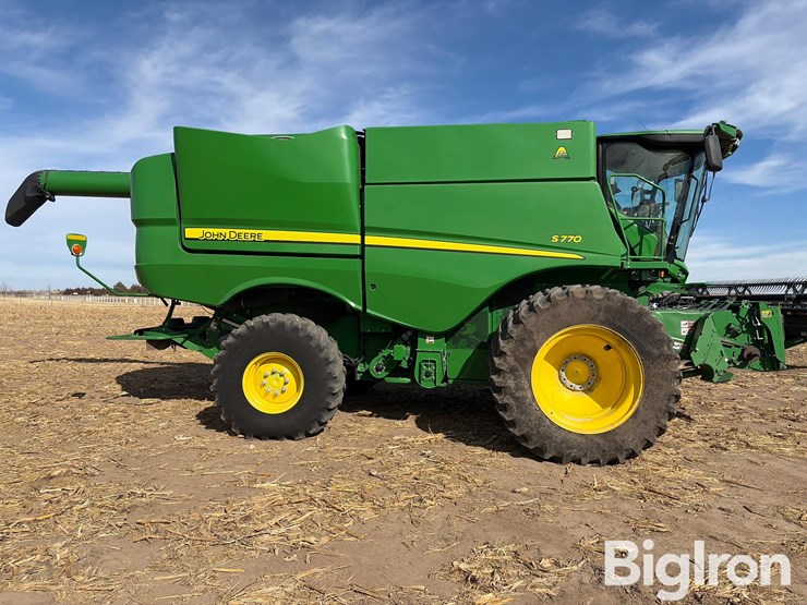 2021-john-deere-s770-image-4