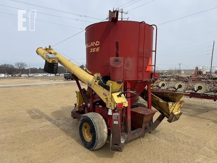 new-holland-355-image-7